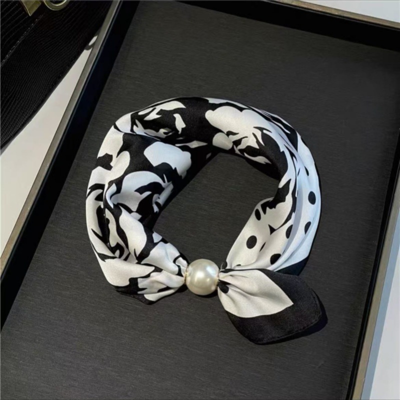 Luxe parelketting met magnetische sluiting voor dames chocker_voghion.com