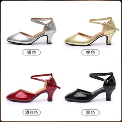 New dance shoes, silver women's Latin dance shoes, soft-soled square dance shoes, medium-heeled ballroom dance shoes, modern dance shoes, low-heeled shoes