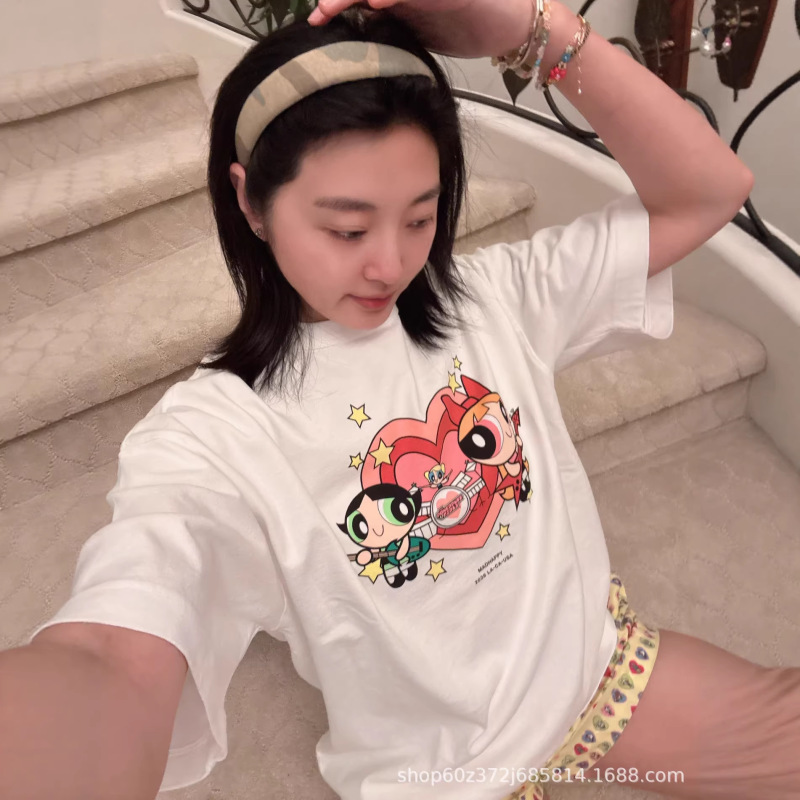 2026 Spring and Summer New Niche Design Cartoon Little Policewoman Print Round Neck Coffee-Colored Pullover Short-Sleeved T-Shirt