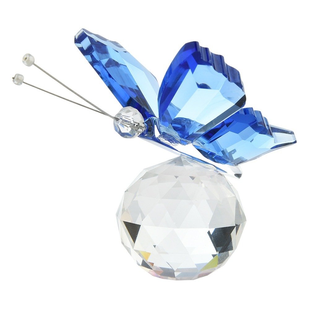 Venta al por mayor en stock recuerdo pequeño regalo creativo hogar contador decoración cristal artesanía tridimensional mariposa adornos