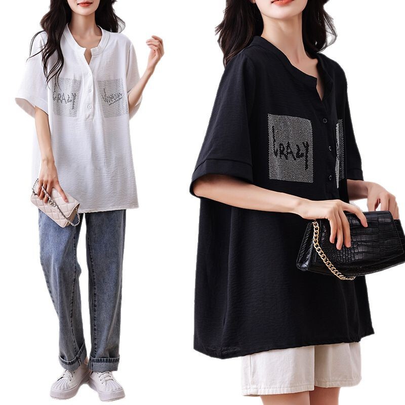 実写の大きいサイズの婦人服2025夏の新型の重工はvネックのtシャツのファッション的な肉を遮ってやせている上着の女性を現します。|undefined