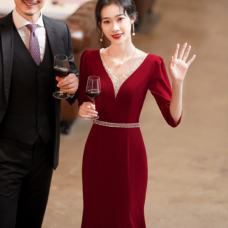Toasting Dress Bride 2022 New High-end V-neck Slim-fit Fishtail Long Wedding Wine Red Dress Satin Women