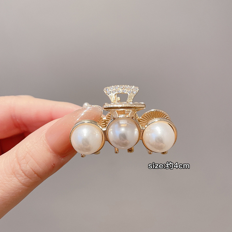 Pequeñas pinzas de cabello de perla temperamento feminino medio agarrado pinzas de cabello de borde pequeño adornamiento de cabeza de alto nivel no lastimar pinzas de cabello