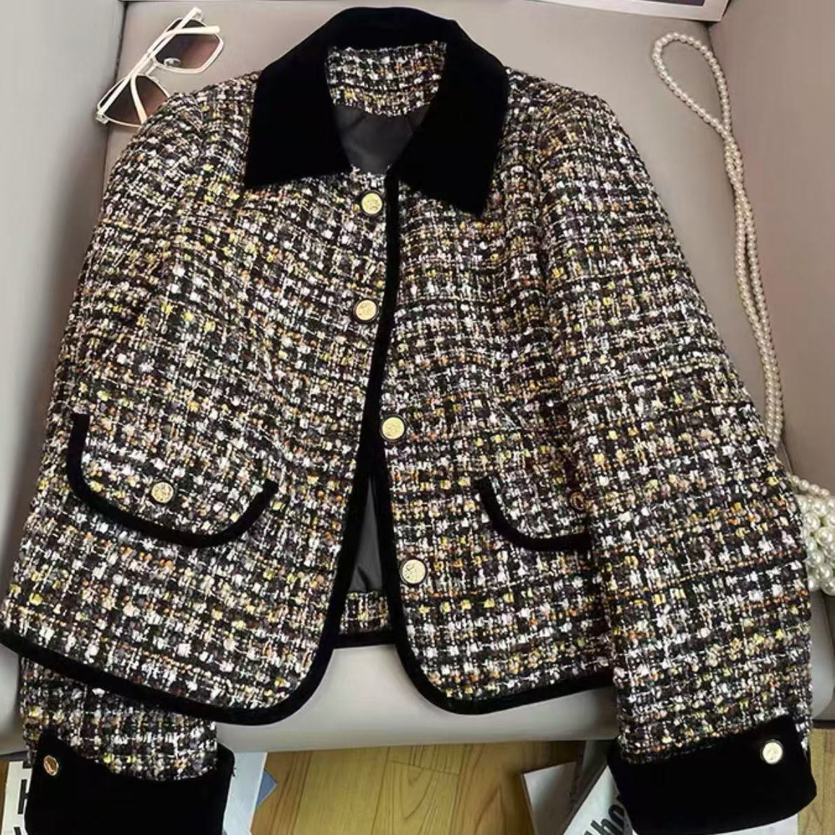 High-End Black Lapel Small Fragrant Cotton Jacket for Women Autumn and Winter 2025 New Velvet Splicing Thickeneded Tweed Jacket