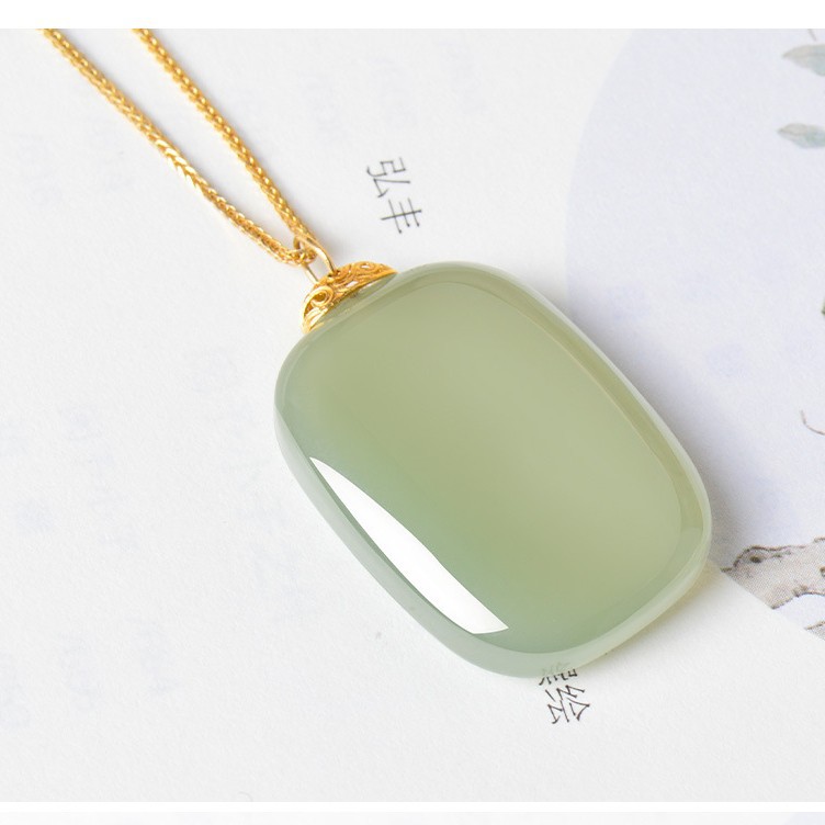 천연 HETIAN JADE QINGSHUI PINGAN WUSHI 브랜드 18K 골드 인레이 펜던트 남성과 여성을위한 옥 목걸이 여성용 펜던트