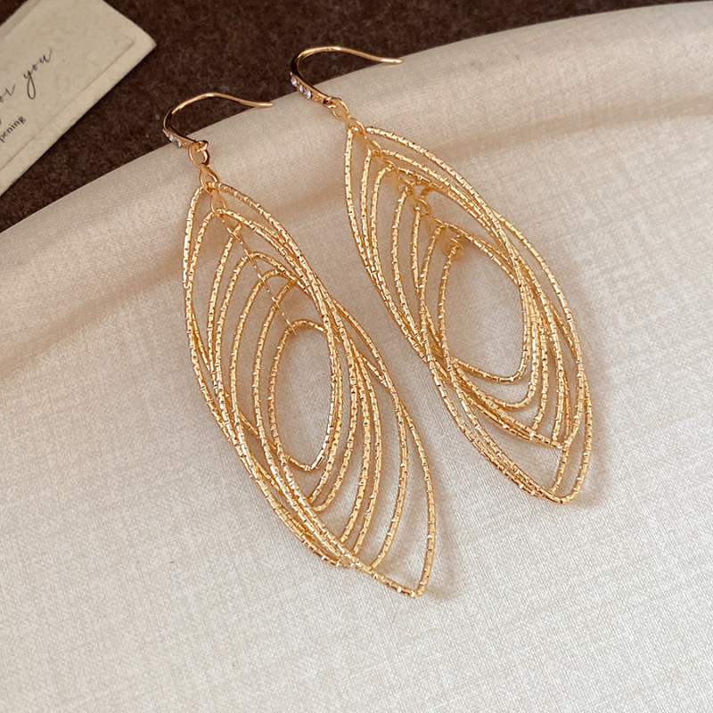 Ear Hook-Golden