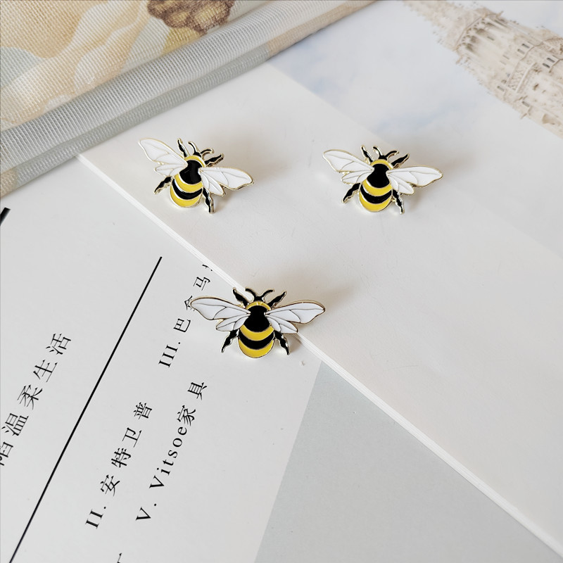 Elegant Clouds Bee Bird Alloy Enamel Women's Brooches display picture 5