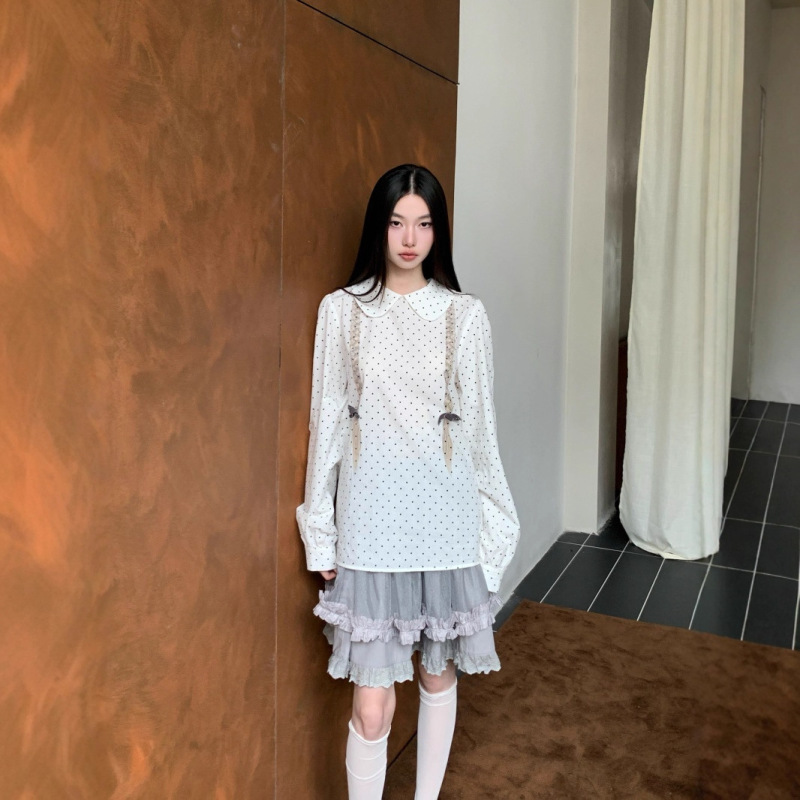 两根麻花辫辫子波点泡泡袖印花后门襟衬衫+双层花边纯棉底布纱裙|undefined