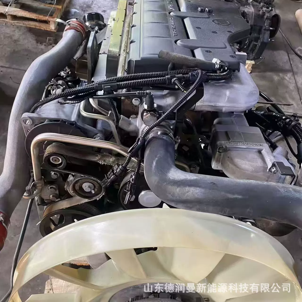 国五陕汽德龙MAN重汽MC13.54-50重卡TH7豪沃牵引车发动机变速箱