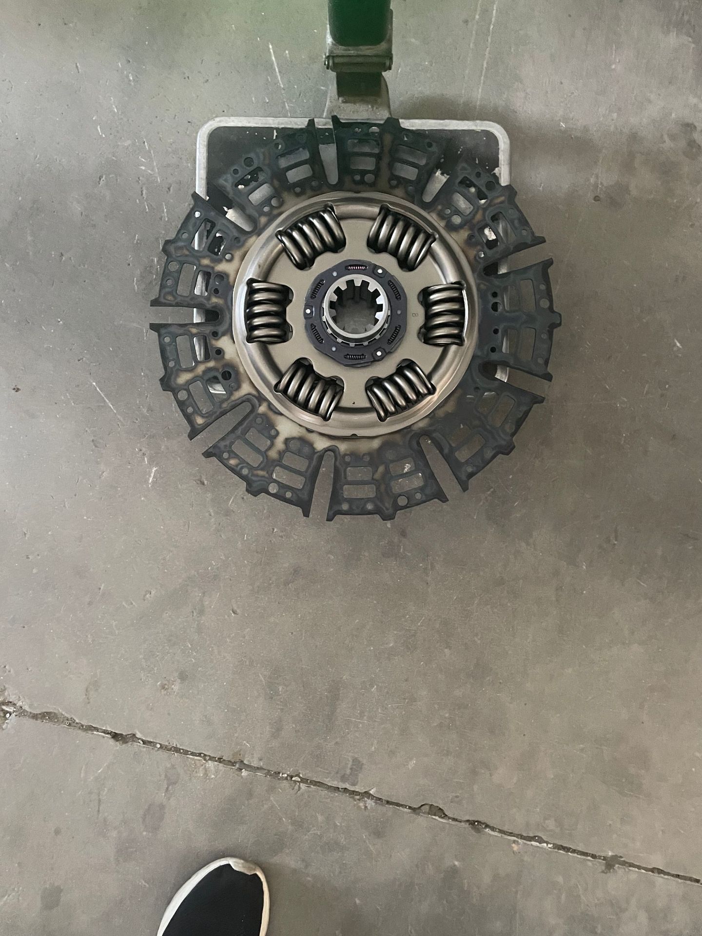 Source factory export 460LP pull-type clutch plate for Middle East/Africa large mining trucks and heavy engineering vehicles