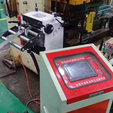 直销佑华高速滚轮送料机  普通滚轮送料机  伺服送料机 各种款式