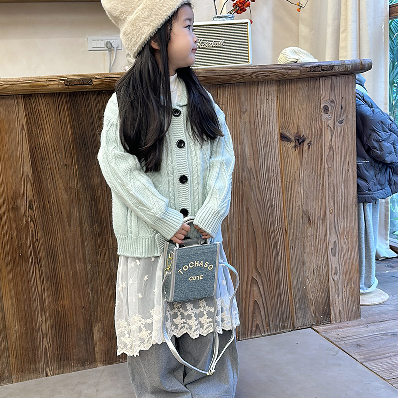 Bolsas de estilo coreano para niños y niñas letras extranjeras estilo mini bolsas de mochila para bebés 2025 nuevas bolsas de comercio exterior para niños