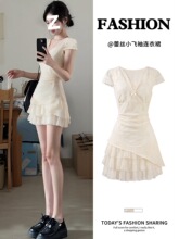 ��ɫ�B��ȹŮ�Ķ̿����miuϵС��ȹ��ȹ�޺ÿ�С����������ȹ��