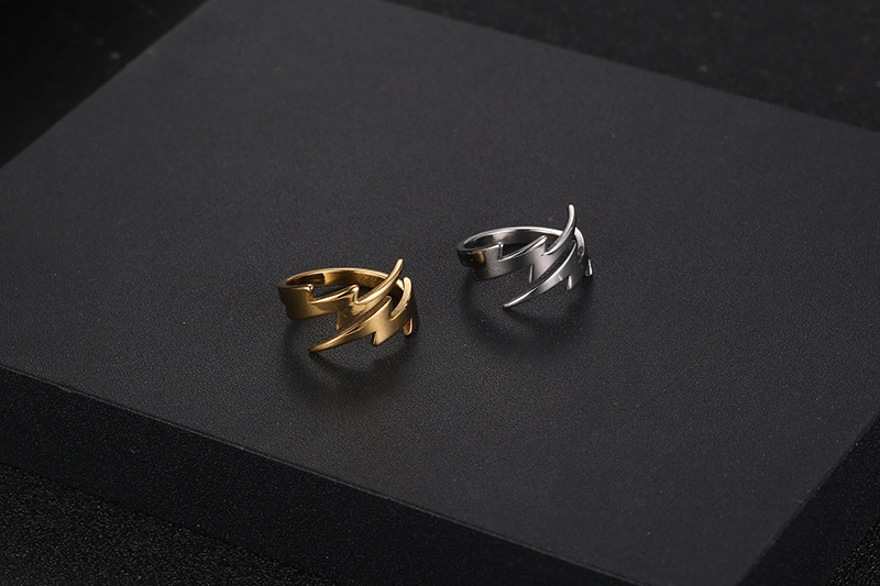 6g Weight Rings Classification 11, 12, 6 Ring Size 1 Piece Quantity Holiday, Daily Occasion Titanium Steel Material Lightning Pattern Men's Gender Polishing Design Simple Style Style Simple Style Lightning Titanium Steel Polishing Men's Rings 2