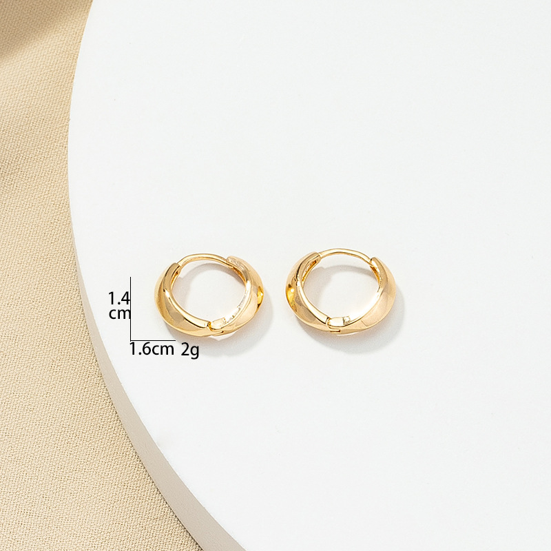 European And American Geometric Simple Circle Ear Buckle Round Plain Earrings display picture 3