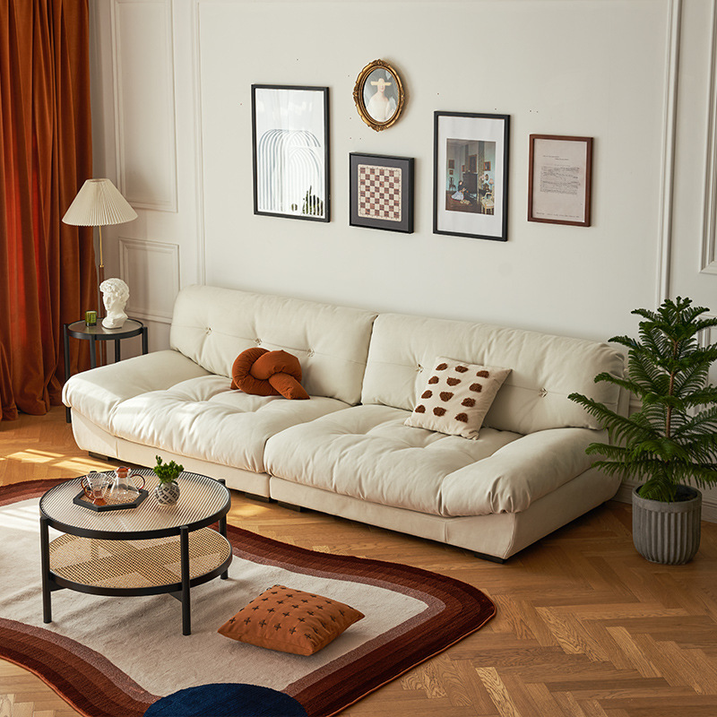 Nube italiana sofá crema estilo minimalista diseñador abajo sala de estar pequeño apartamento fila recta sofá de tela Foshan