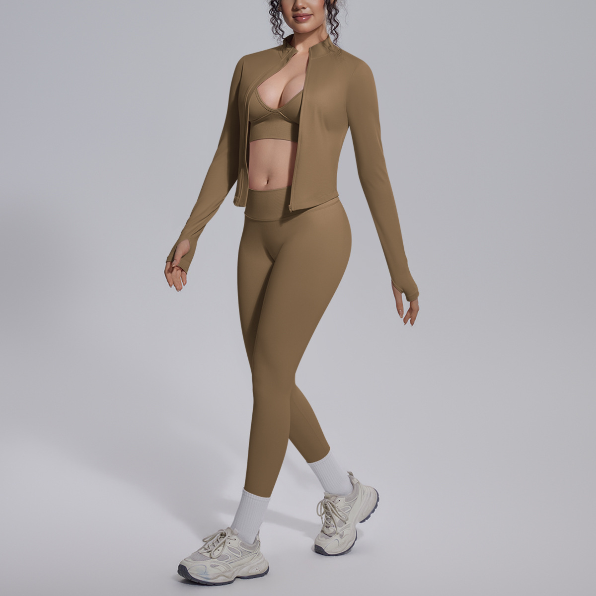 Nuevo transfronterizo sin costuras color sólido apretado alto elástico hermoso trasero transpirable tres piezas juego de ropa de yoga deportiva para correr image 4
