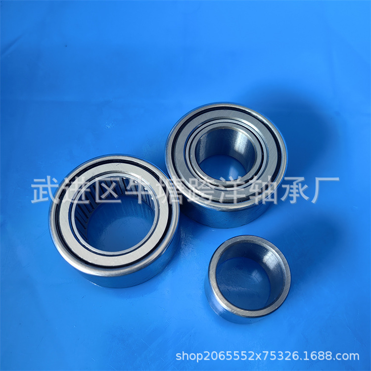 供应 PNA30/52-XL 调心滚针轴承 PNA30/52 有内圈 调心滚针轴承