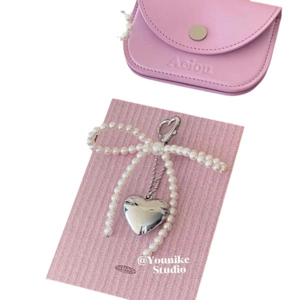 Brand pendant pearl with bow