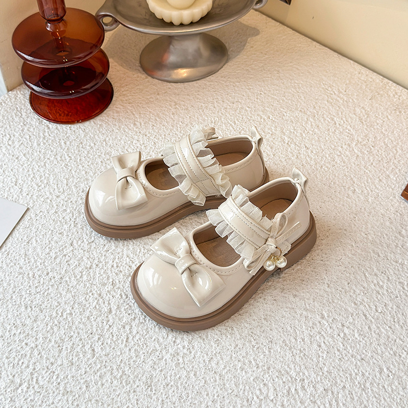 Niña Lolita zapatos de cuero primavera y otoño 2025 nuevos zapatos de espectáculo negro para niños zapatos de princesa de niña