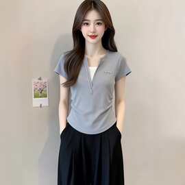 假两件V领短袖T恤女2026夏季大码胖MM设计感收腰显瘦独特别致上衣