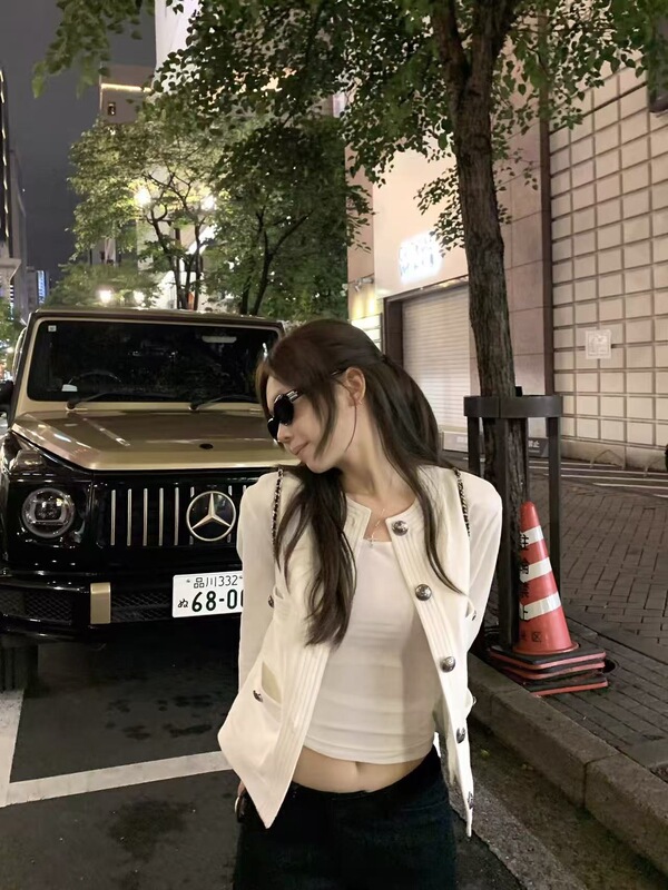 中古香香 白色明线撞色小香牛仔短外套女秋夹克|undefined