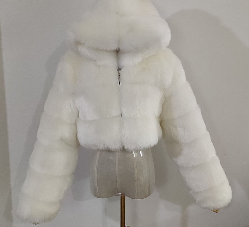 Women's Clothing fur coat fox fur splicing with hood short long sleeved women's clothing spot_voghion.com