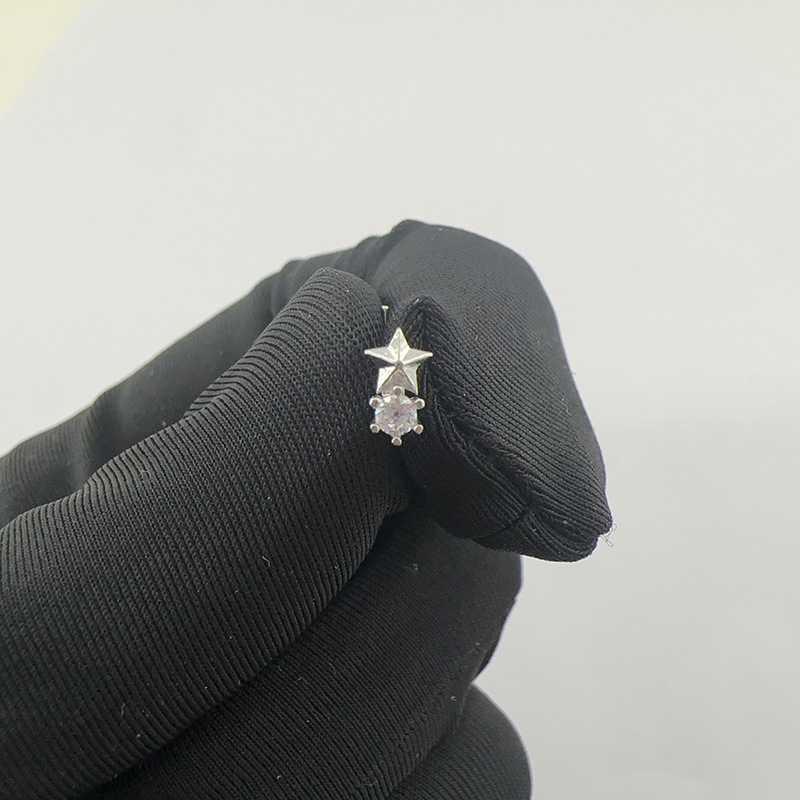Piercing de nez en forme de l avec zircon blanc bijou minimaliste_voghion.com