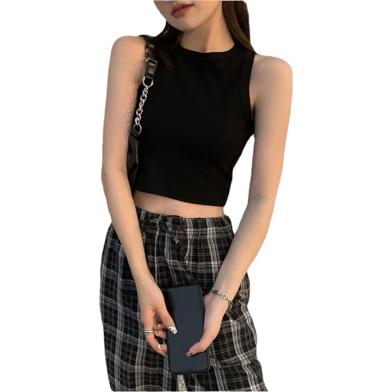 Top corto ajustado de cuello redondo estilo americano para exterior, camisola de verano 2025 nueva y moderna con un toque de diseño.