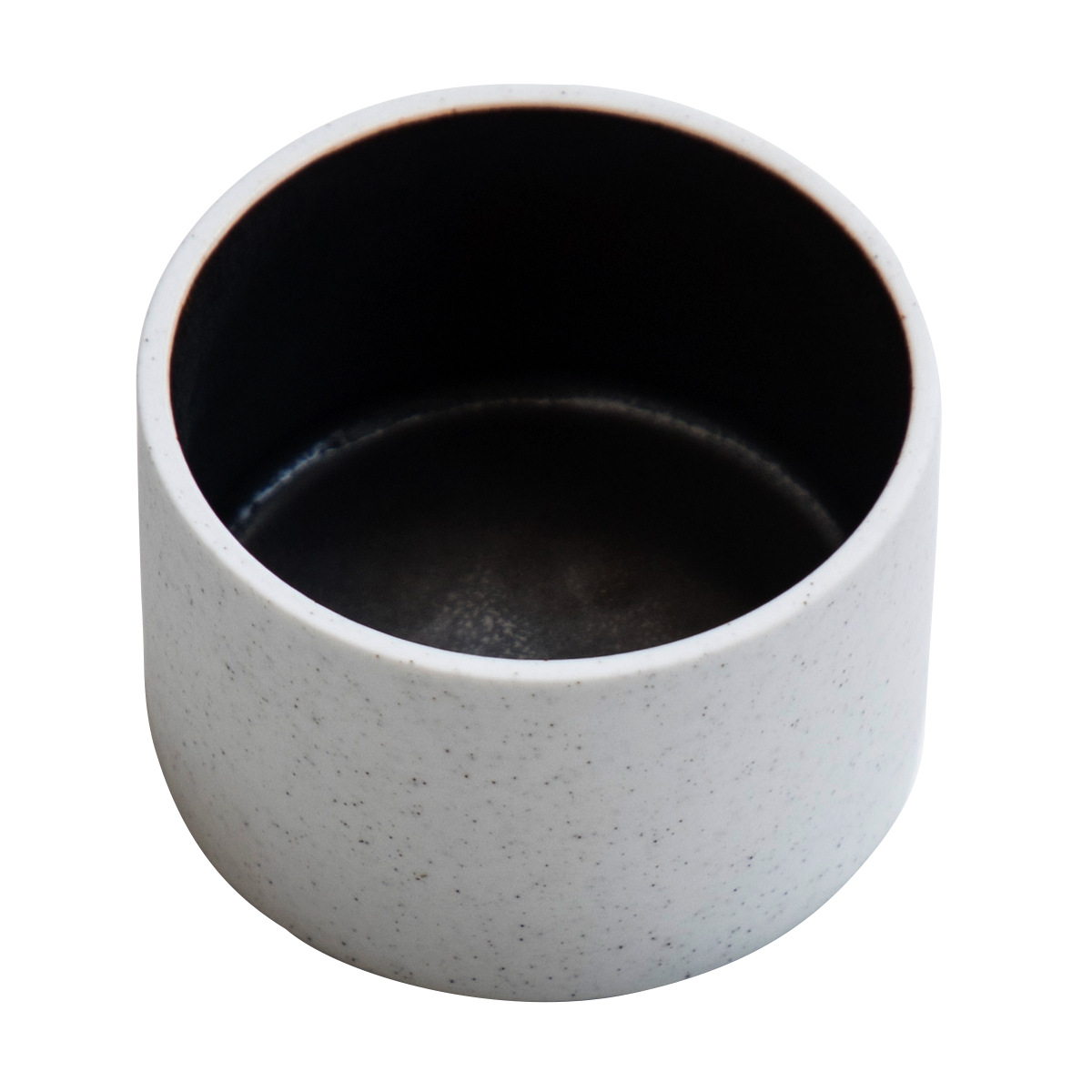 El estilo japonés original y simple de pimienta, platos de sal, platos de postre, condimentos, platos de ensalada de frutas, platos de arroz y cubiertos