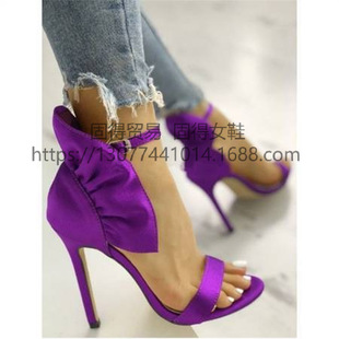 �羳����վins�r�����㼚�߸�һ�ֿێ���߅Ů��Ь��ЬSandals