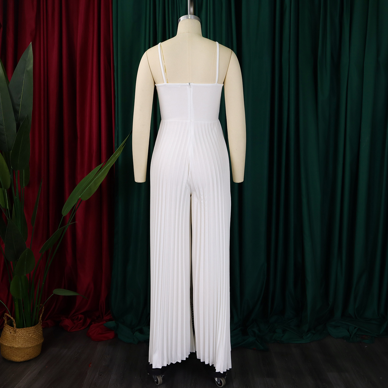 473g Weight Sleeveless Sleeve Length Full Length Pants Length Polyester Fabric Type Mid Waist Waist Line Jumpsuits Pants Type Inelastic Elasticity Bodysuits Tops Type Holiday Occasion Comfort Function Regular Fit Fit Type Solid Color Pattern Summer Season Women's Gender Vacation, Simple Style Style Women's Holiday Bodysuits Vacation Simple Style Solid Color Full Length Jumpsuits 4