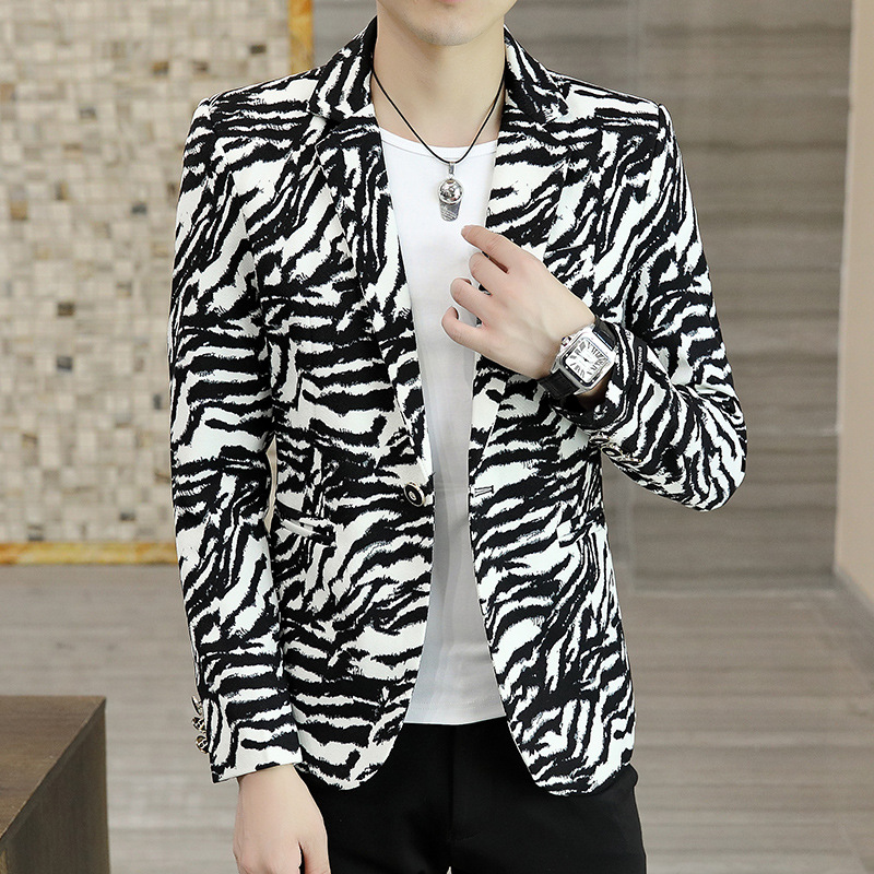 Nightclub Metrosexual Sociology Youth Small suit Wild personality Leopard printing singer show Filming man 's suit