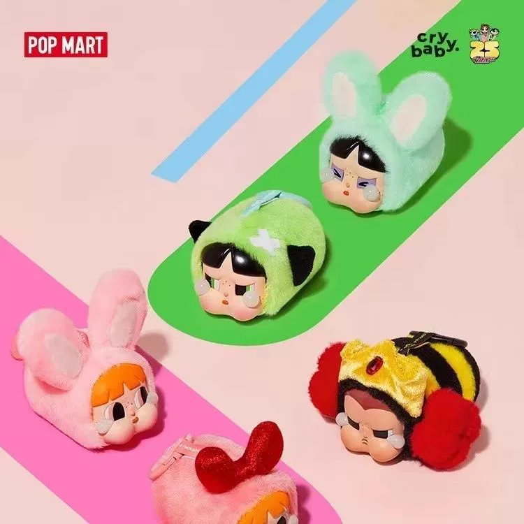 Полноценная осталось Crybaby Flying Female Police Delicious Plush Blind Box