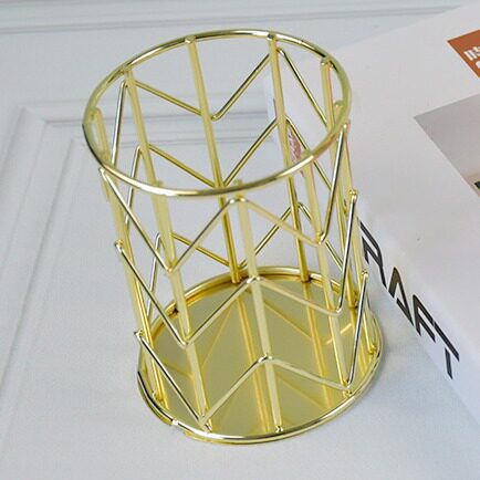 Cross-border Metal Wrought Iron Pen Container Desktop Storage Finishing Basket Eyebrow Pen Cosmetic Brush Storage Barrel Multifunctional Pen Container