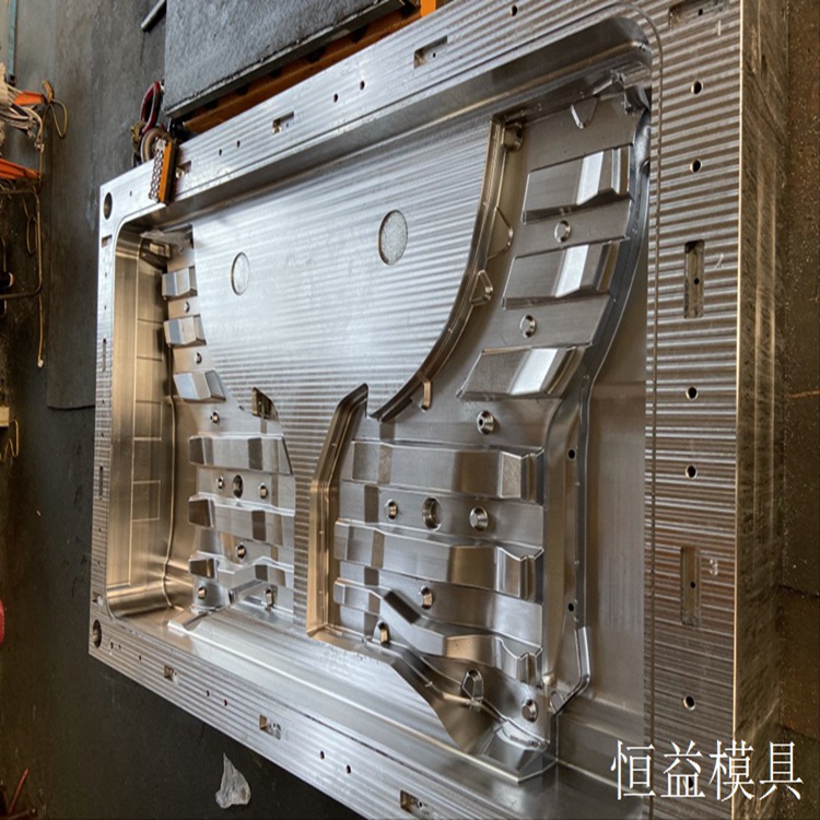 黄岩模具厂音箱头盔塑料模具叶轮风叶注塑模具拉杆箱外壳塑胶模具
