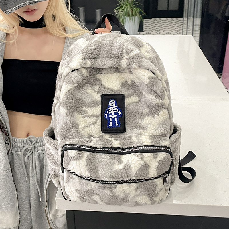 New Fashion Large Capacity Backpack Lightweight Schoolbag for Girls Snow Camouflage Lamb Velvet Ins High Value Backpack