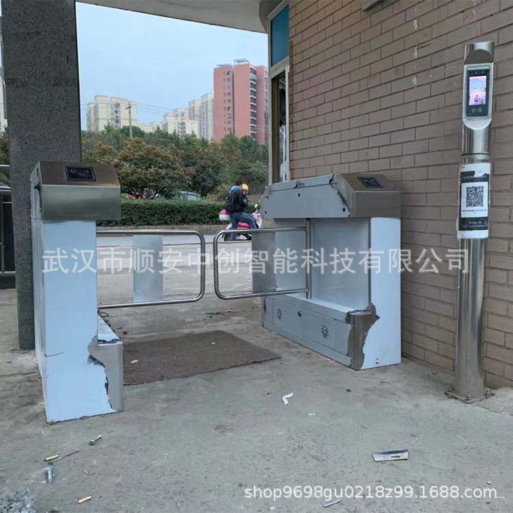 小区摆闸过电动车刷卡通行闸机人脸识别门禁系统人行通道闸匝机