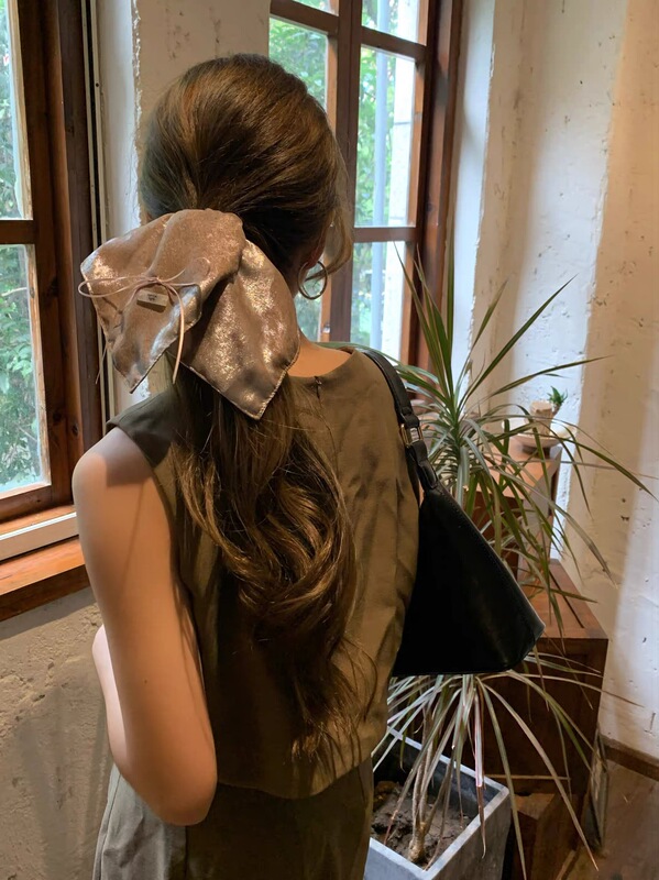 韩系百搭丝光奶茶色2025年新款秋冬方巾女气质法式优雅发饰女发绳|undefined