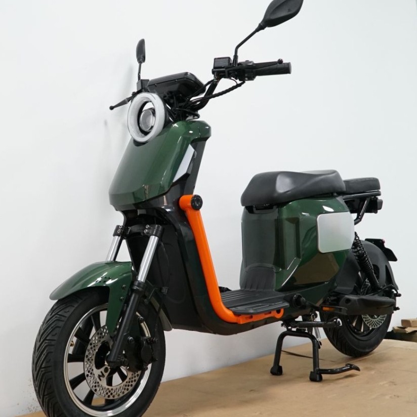 Diàndòngchē 2025 New South American Electric Vehicle Commuter High Carbon Steel (Auto Parts and Accessories) - model-j-bc-11-including-battery-and-charger
