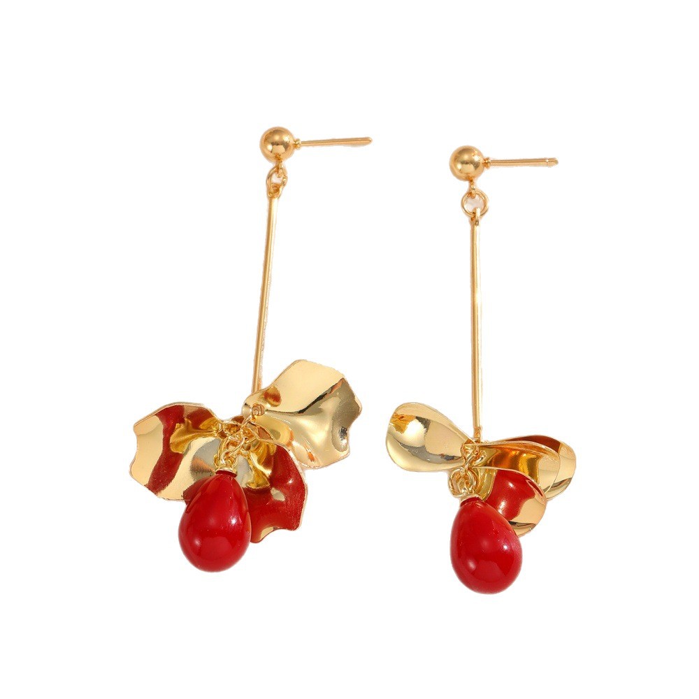 Metal de moda simple y elegante pendientes de bordas plegadas geometría pendientes ligeros de lujo pendientes largos pendientes versátiles