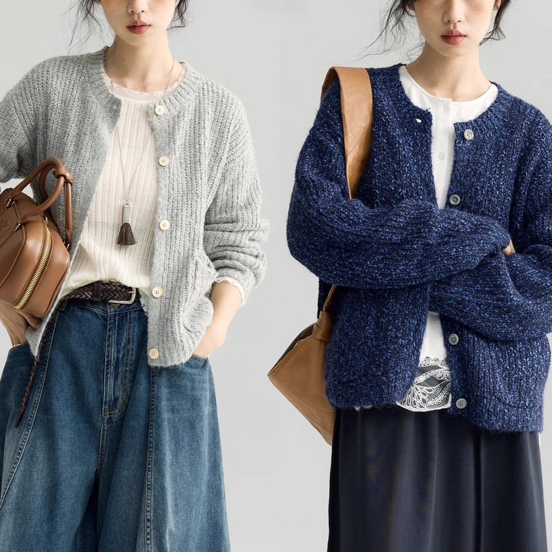 "White Seed Workshop" "Autumn Leaves Whisper" Selected Alpaca Wool Floral Yarn Texture Atmospheric Round-Neck Knitted Cardigan "White Seed Workshop" "Autumn Leaves Whisper" Selected Alpaca Wool Floral Yarn Texture Atmospheric Round-Neck Knitted Cardigan