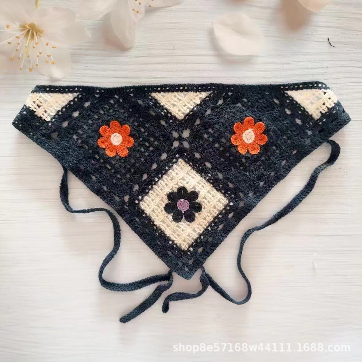 [liquidación de fábrica] Korean Knitted Hookflower Hueca Triangle Towel Mujer dulce y linda Chica Feng Hua turbante
