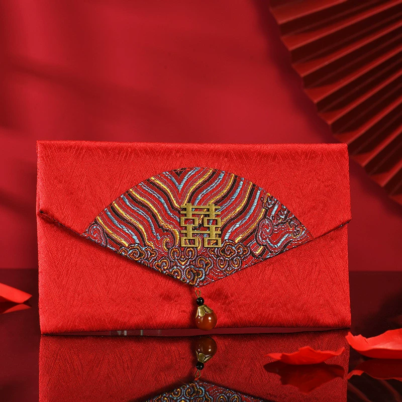 Wedding red envelope wedding new Chinese retro creative personality red envelope red envelopes red envelope bag is a sealing 10,000 yuan to wholesale