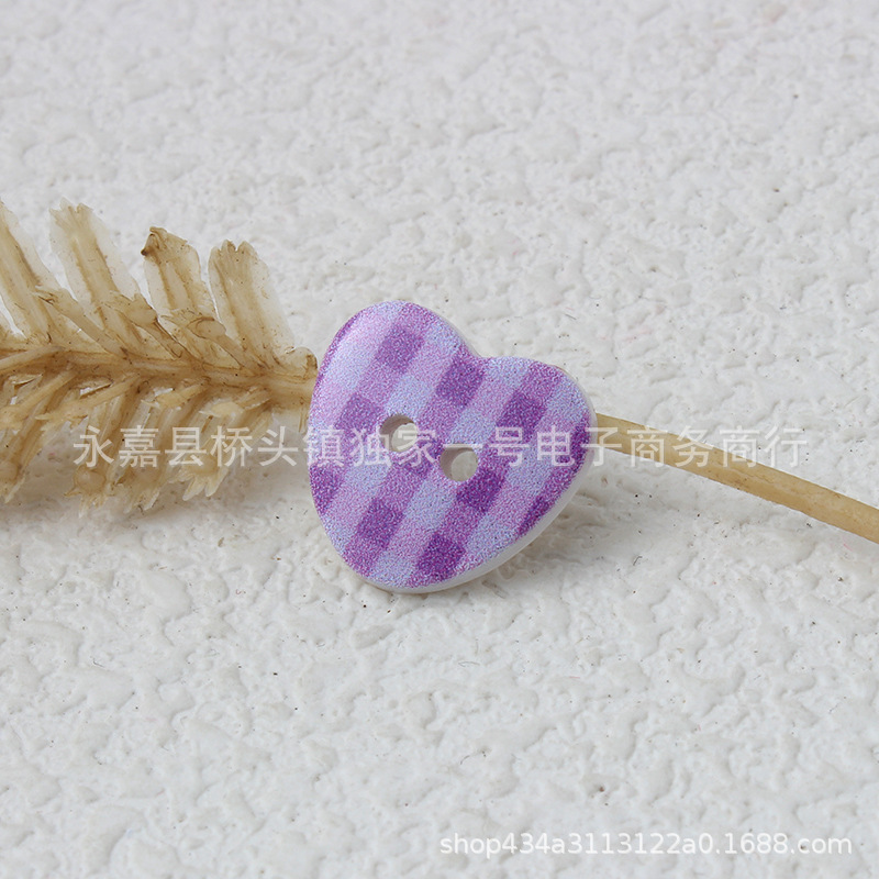 新款可爱格子爱心手工女装童装diy饰品贴画鞋服礼帽装饰扣子|undefined