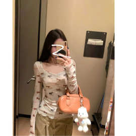 甜辣妹趣味小狗印花长袖T恤女秋季设计感修身打底衫别致内搭上衣
