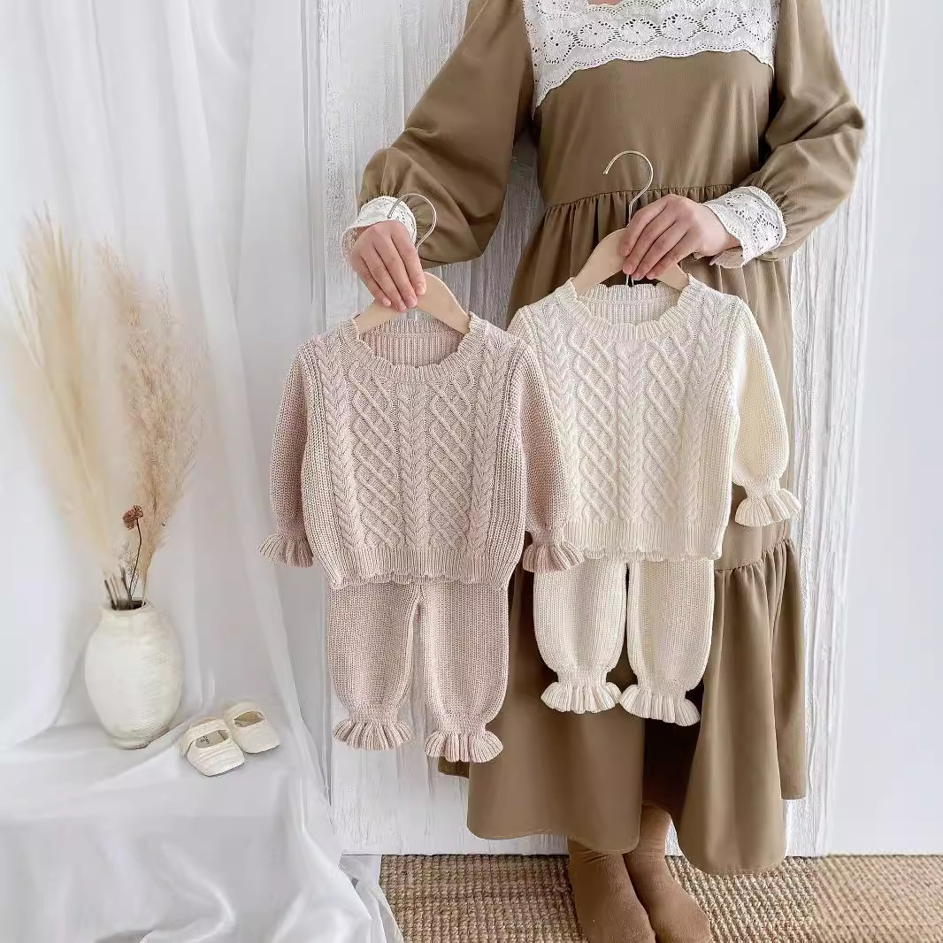 Girls' Autumn suit 2024 New Style Twist Knitted Sweater Baby Sweater Spring and Autumn Children's Two-piece Set