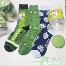 包邮外贸孤品灌装卡通外贸男袜非纯棉瑞克与莫迪动漫中筒袜子批发