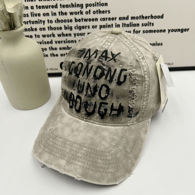 2025アメリカの穴を割った街頭の落書き野球帽の女性の春夏の薄い金の復古的な水洗いは古いアヒルの舌の帽子の潮をします。|undefined