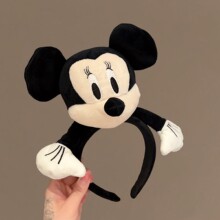 �ô�һֻ~�F���ɐ�����l��������Ů���հl���Θ��@�u�ȿ�ͨ�^��